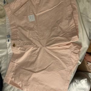 4 pair of Old Navy 5 inch inseam shorts